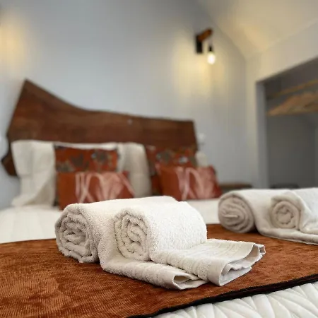 Sunsetriver Apartman *